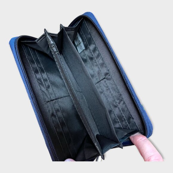 Blue Canvas Travel Theme Wallet - Picture 4 of 4